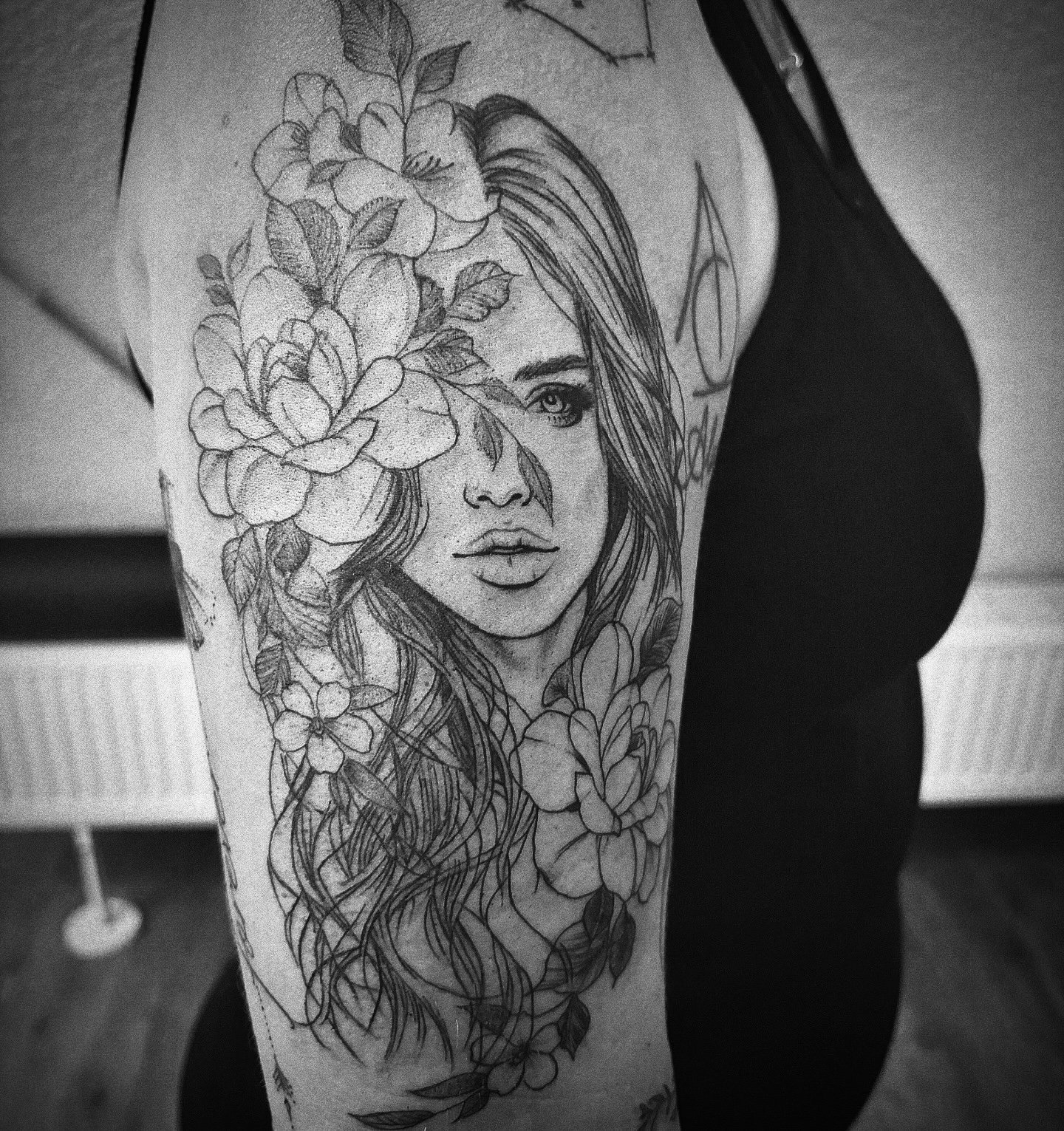 Tattoo: Frau BLume