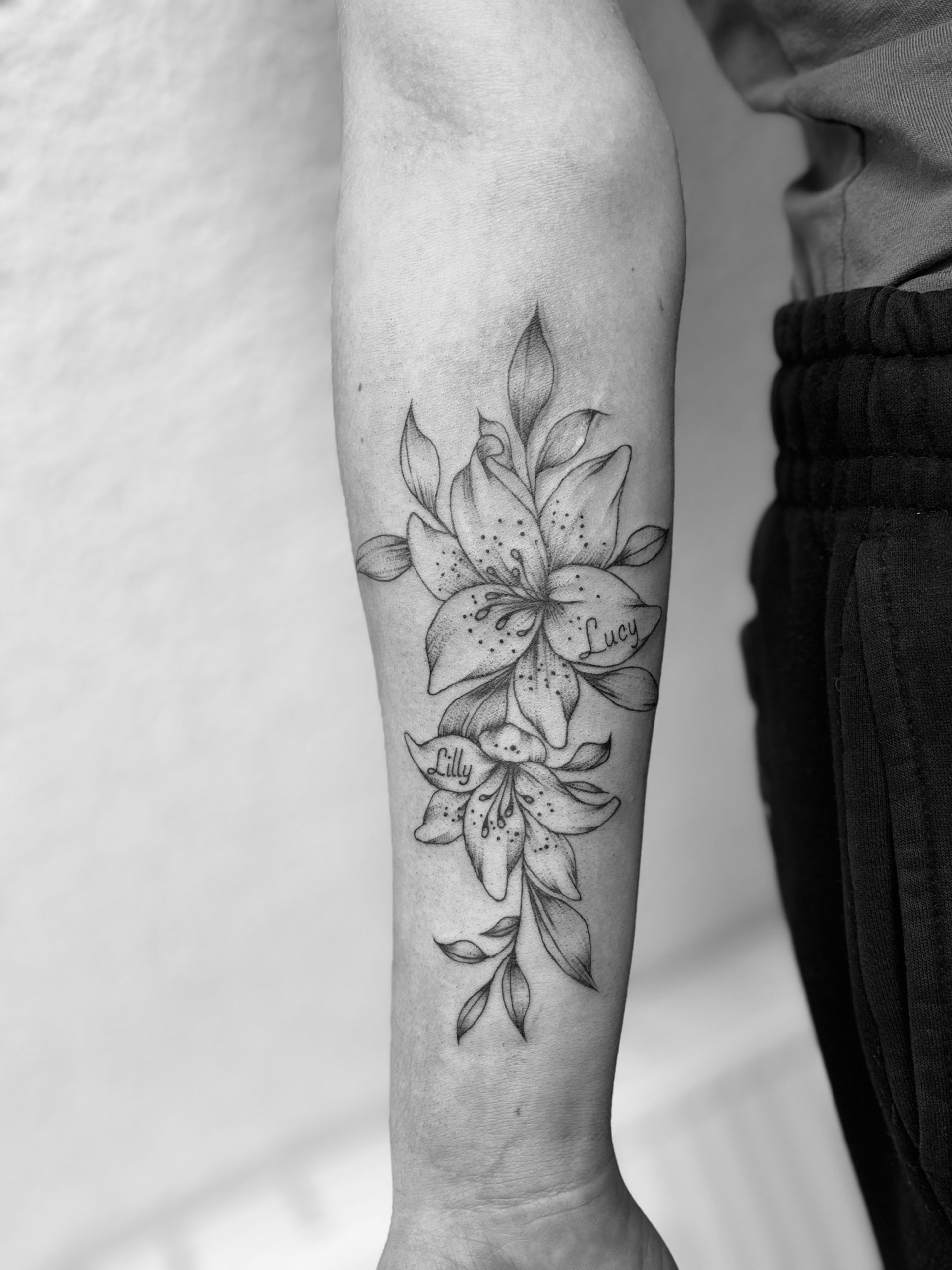 Tattoo: Lilien