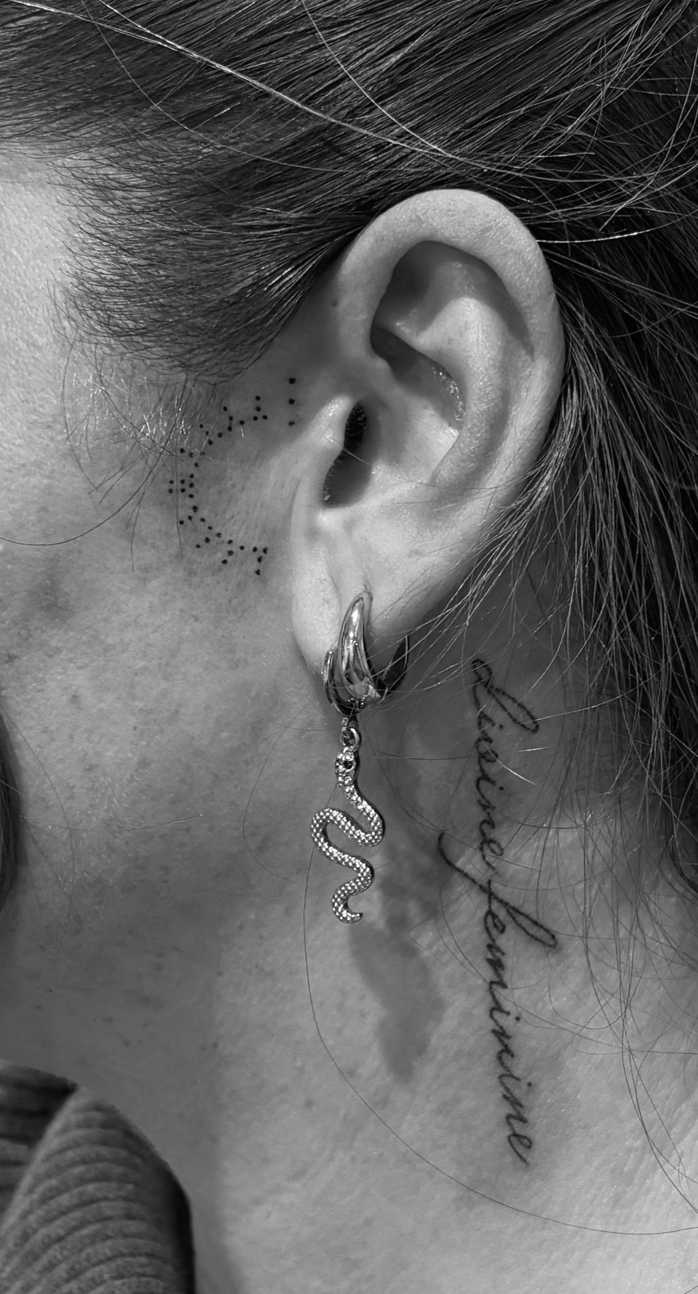 Tattoo: Ohren Punkte